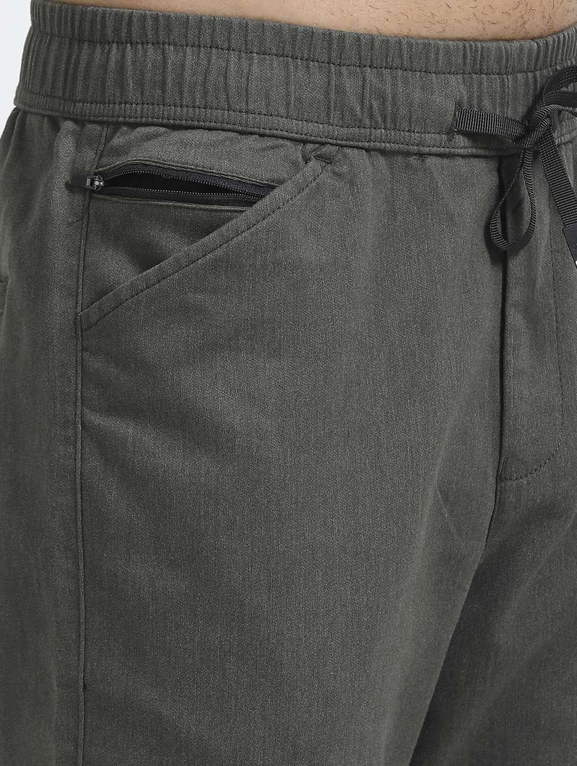men solid mid rise straight fit chinos  - 22052468 -  Standard Image - 4
