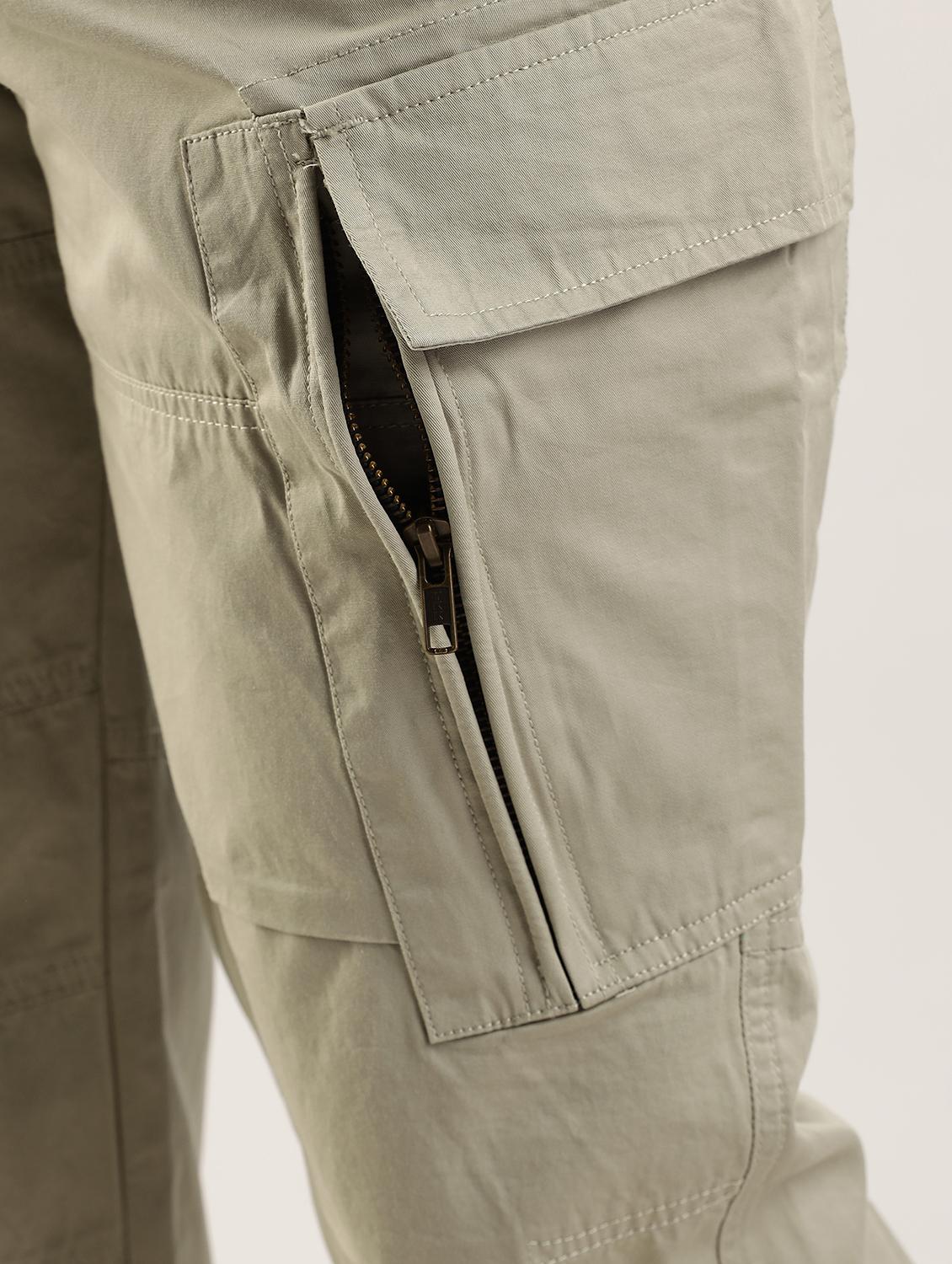 men solid mid rise regular fit cargo - 22052604 - Standard Image - 4