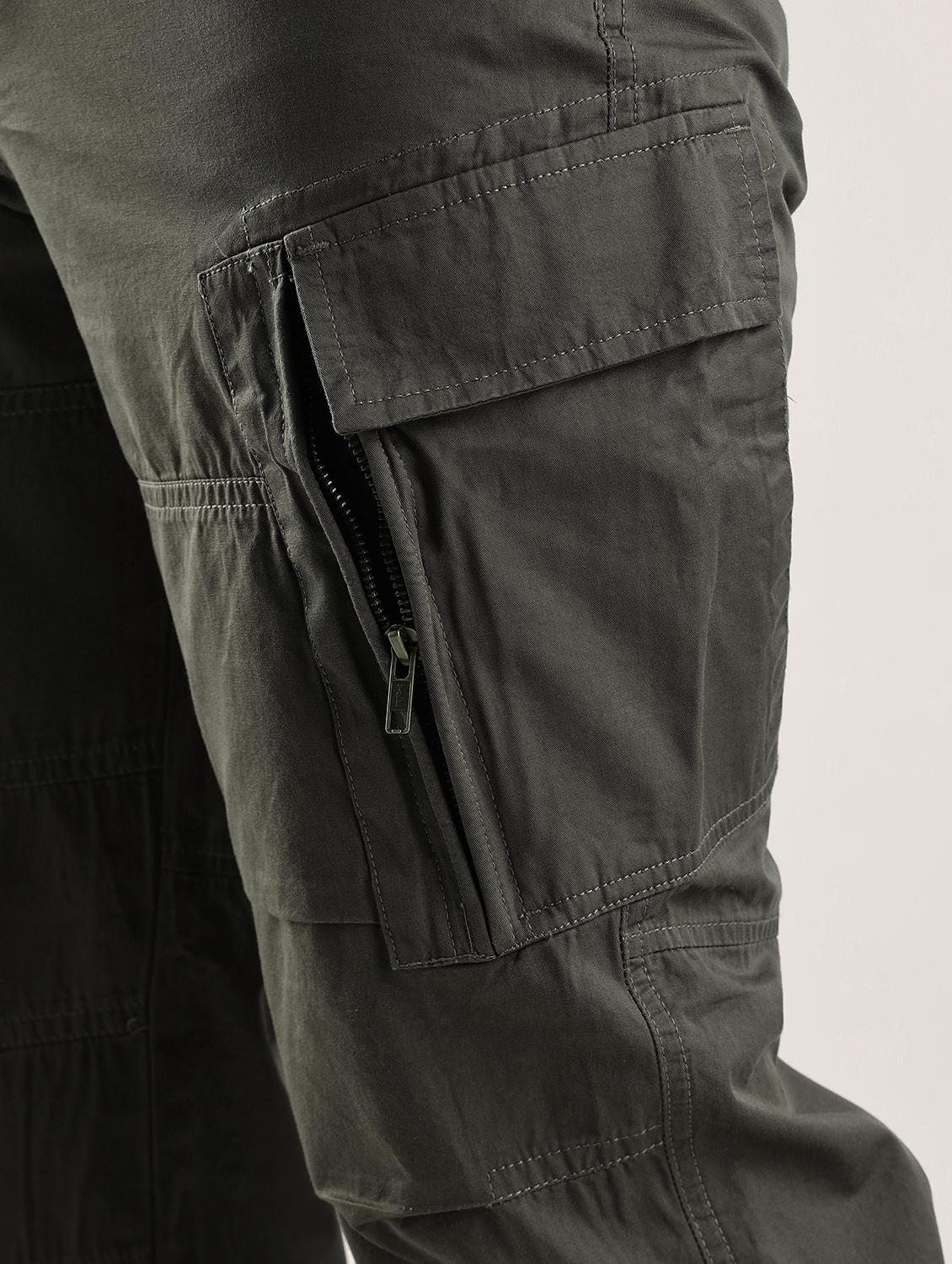 men solid mid rise regular fit cargo - 22052606 - Standard Image - 4