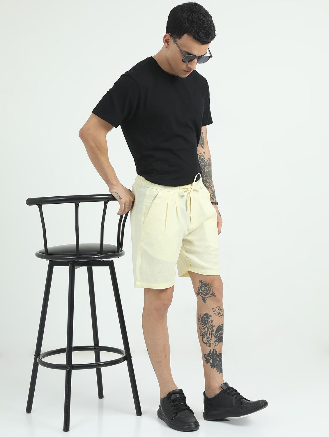 men solid mid rise regular fit short - 22052637 - Standard Image - 4