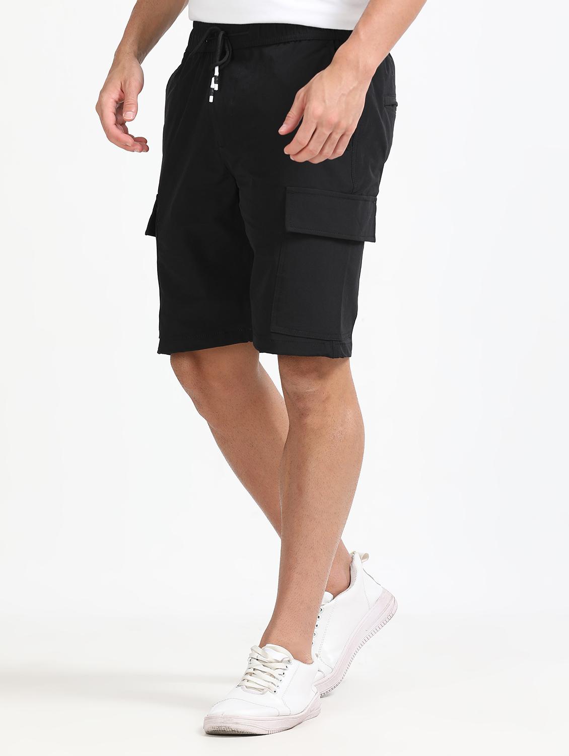 men solid mid rise regular fit cargo shorts - 22052644 - Standard Image - 1