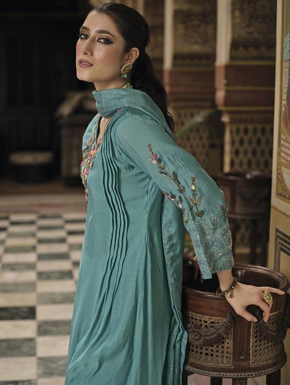 women three quarter sleeve kurta pant with dupatta set - 22052732 - Standard Image - 1