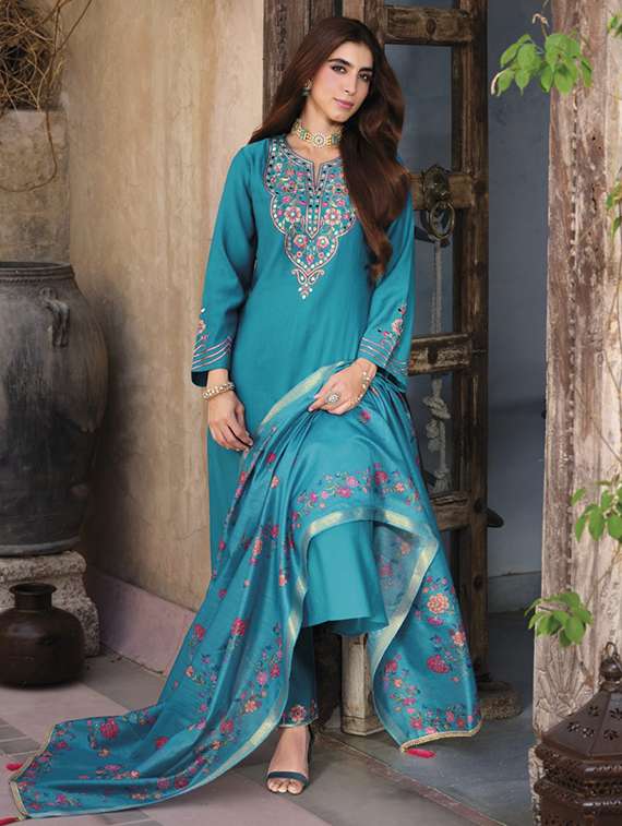 women embroidered long sleeve kurta pant with dupatta set