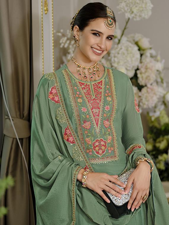 women three quarter sleeve kurta sharara with dupatta set - 22052756 - Standard Image - 4