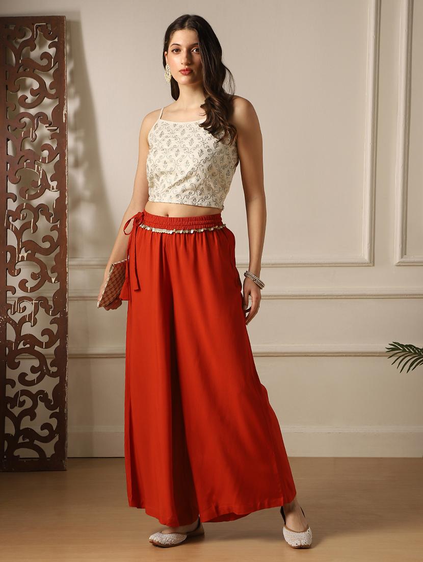 women solid mid rise flared palazzo - 22052927 - Standard Image - 4