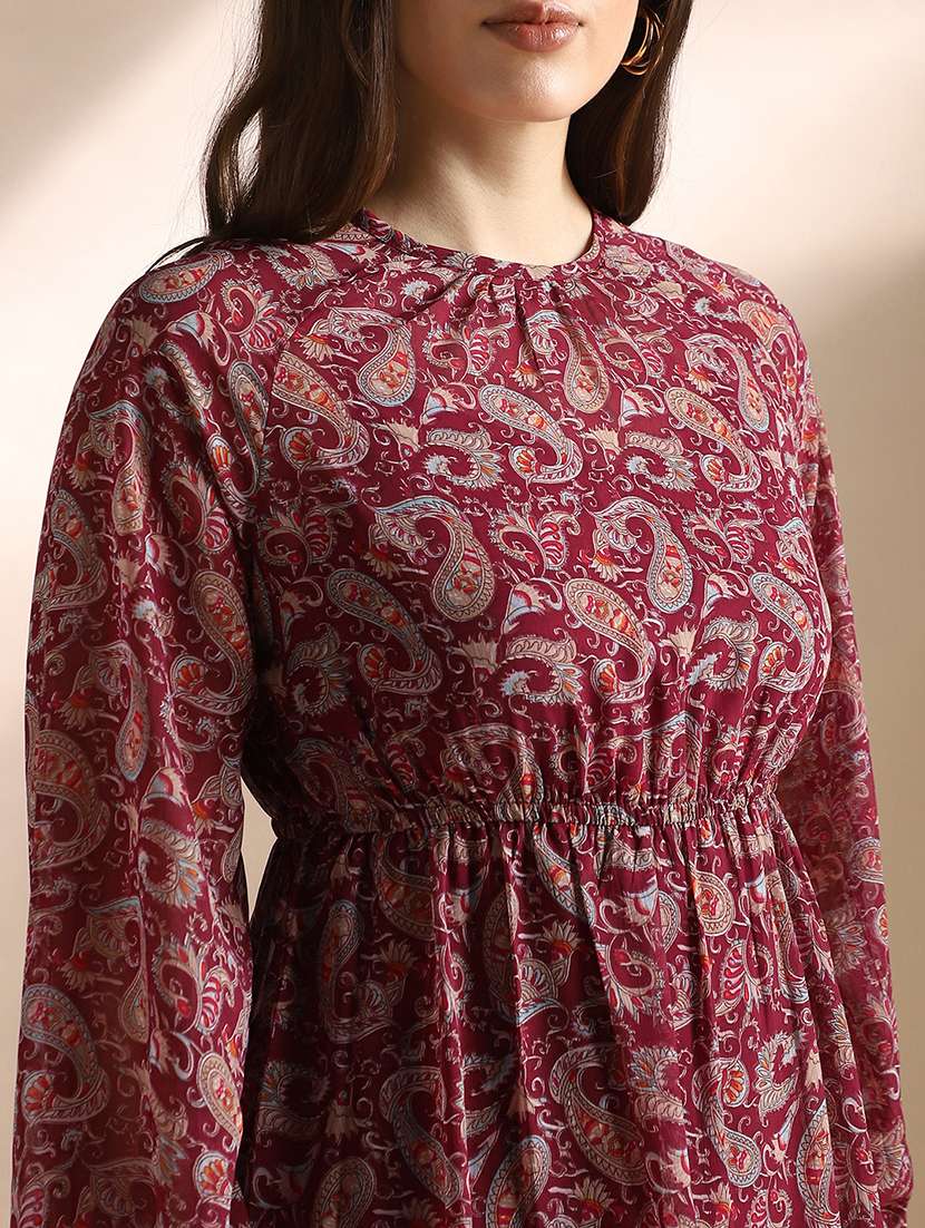 globus women red paisley printed bishop sleeves gathered & pleat tiered fit & flare midi dress - 22052942 - Standard Image - 4