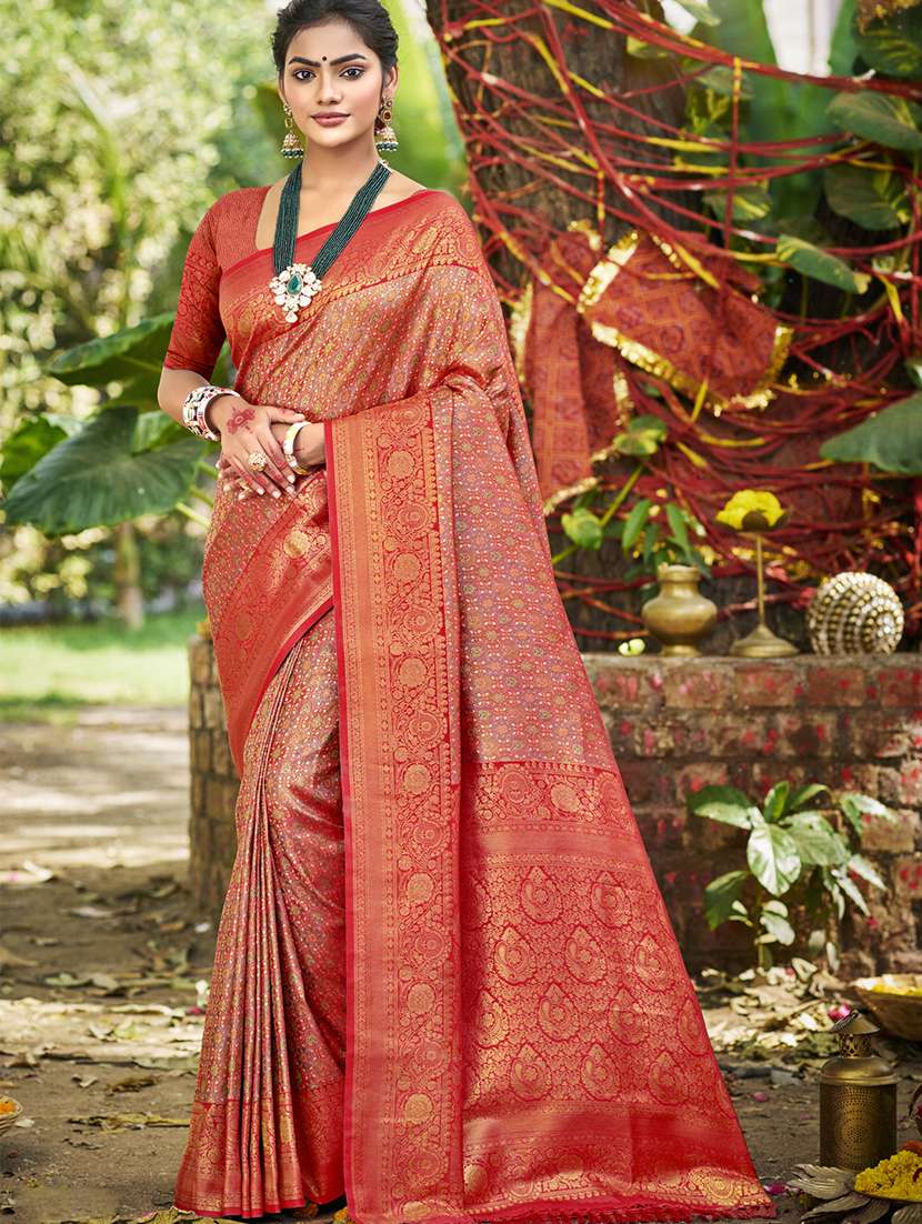 women self design banarasi saree with blouse