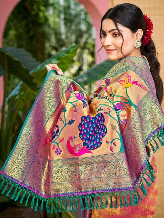 women self design kanjivaram saree with blouse - 22053704 -  Standard Image - 1