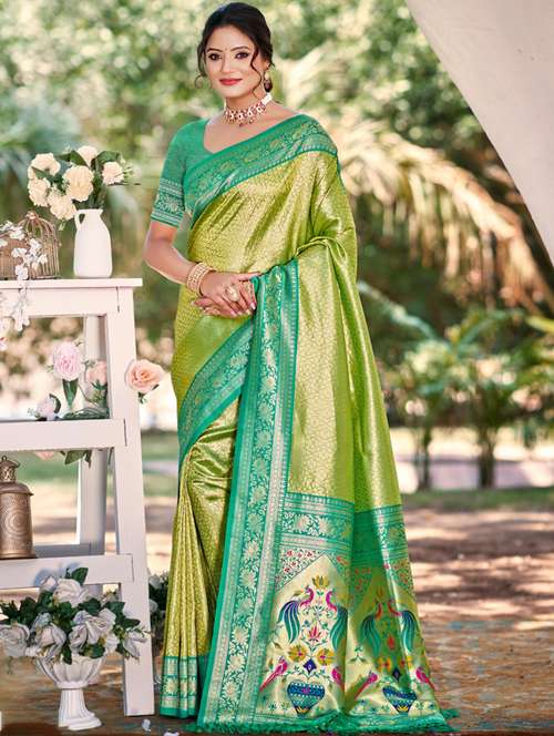 women self design kanjivaram saree with blouse - 22053721 -  Standard Image - 0