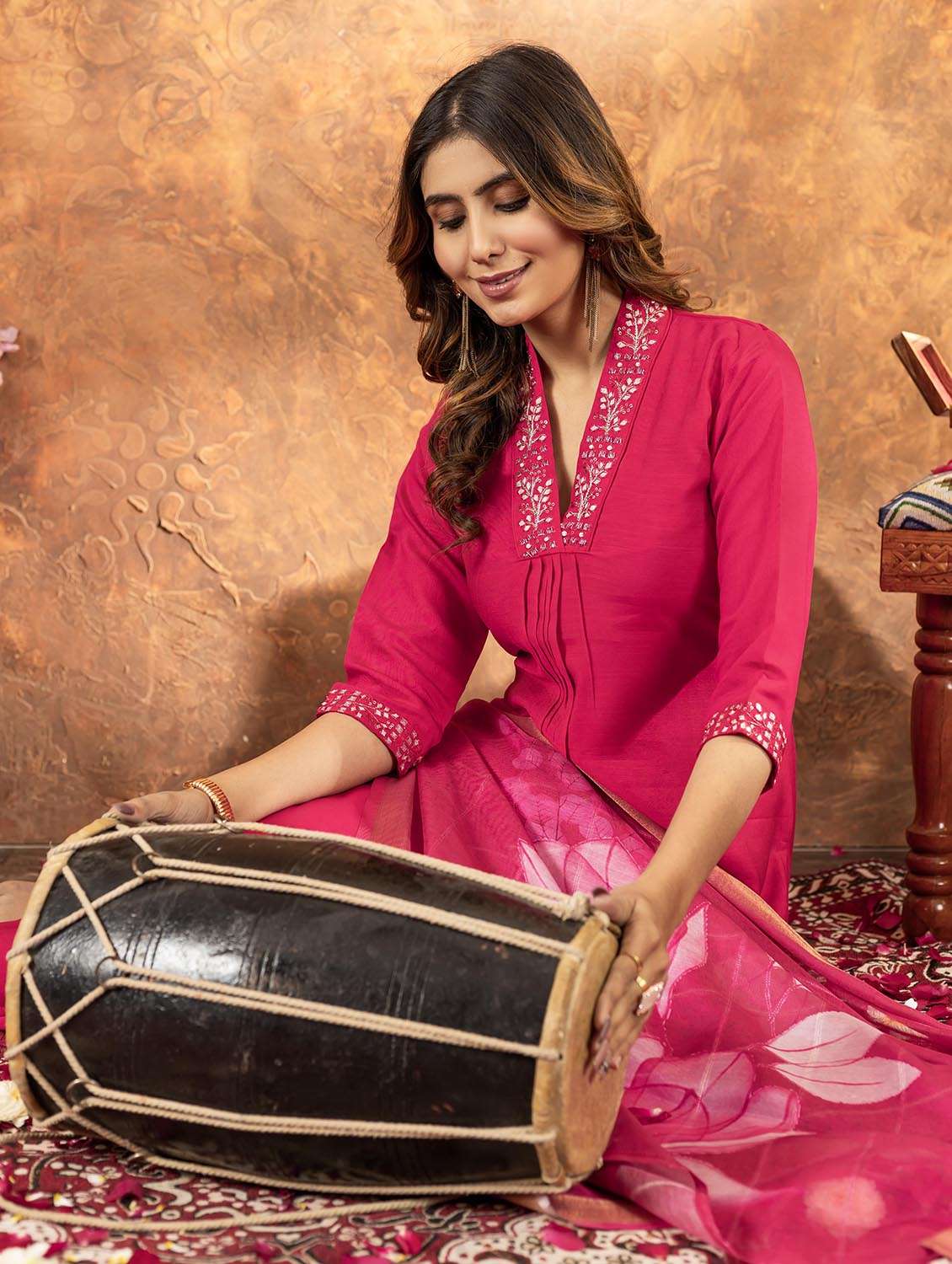 women embroidered three quarter sleeve kurta pant with dupatta set - 22053770 - Standard Image - 4