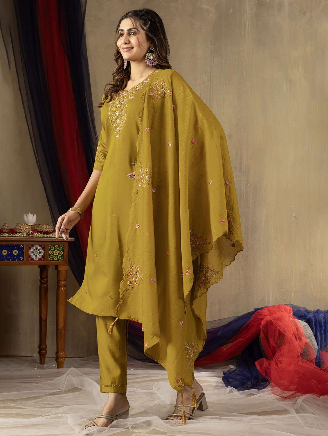 women embroidered three quarter sleeve kurta pant with dupatta set - 22053774 -  Standard Image - 1
