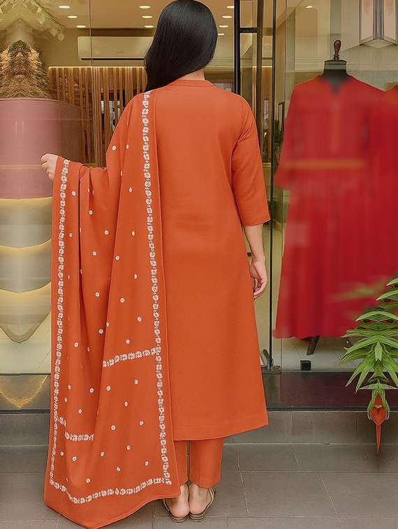 women embroidered three quarter sleeve kurta pant with dupatta set - 22053814 -  Standard Image - 4