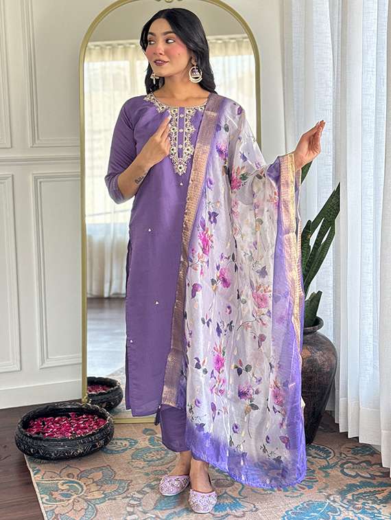 women embroidered three quarter sleeve kurta pant with dupatta set