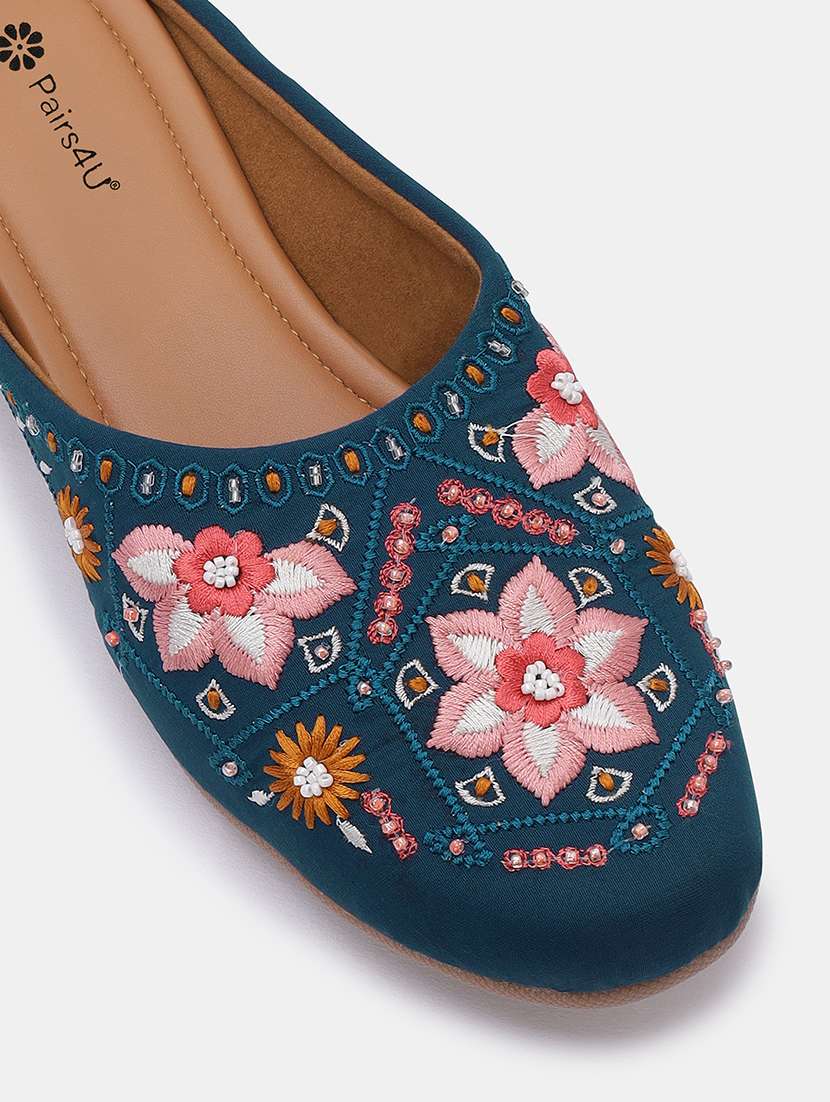 women embroidered slip on juti - 22053830 - Standard Image - 4