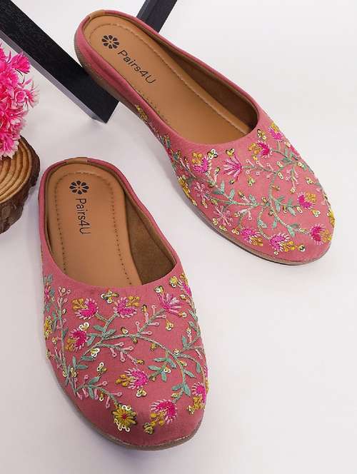 women embroidered slip on juti