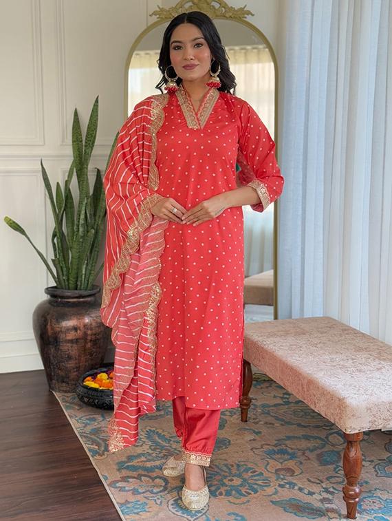 red silk blend straight kurta - 22053863 - Zoom Image - 0