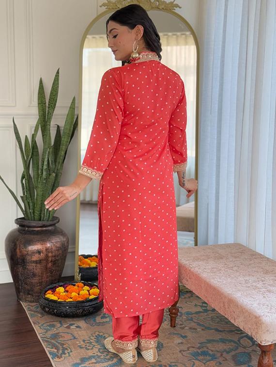 red silk blend straight kurta - 22053863 - Standard Image - 4