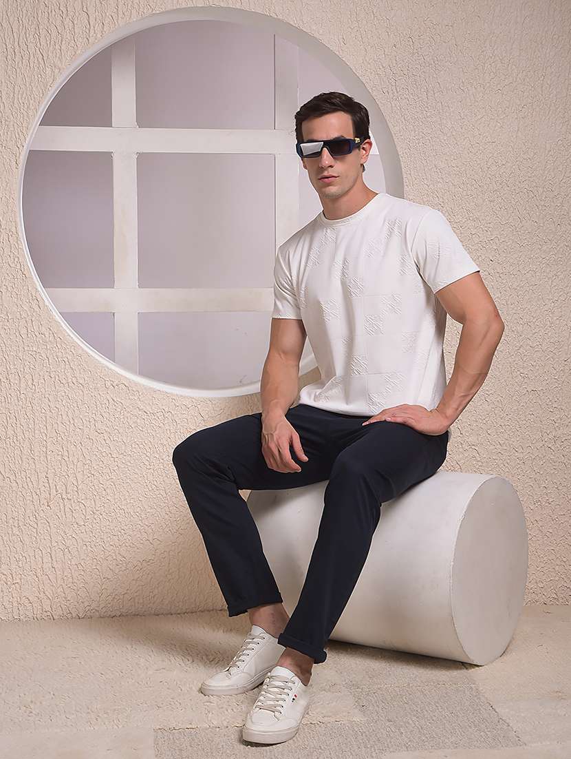 men solid mid rise flat front casual chinos  - 22054005 -  Standard Image - 4