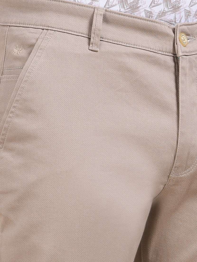men solid mid rise flat front casual chinos  - 22054030 -  Standard Image - 4