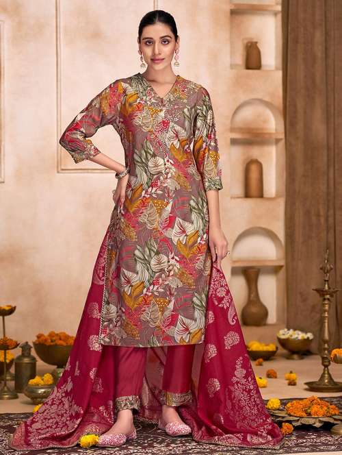women floral three quarter sleeve kurta pant with dupatta set - 22054124 - Standard Image - 0