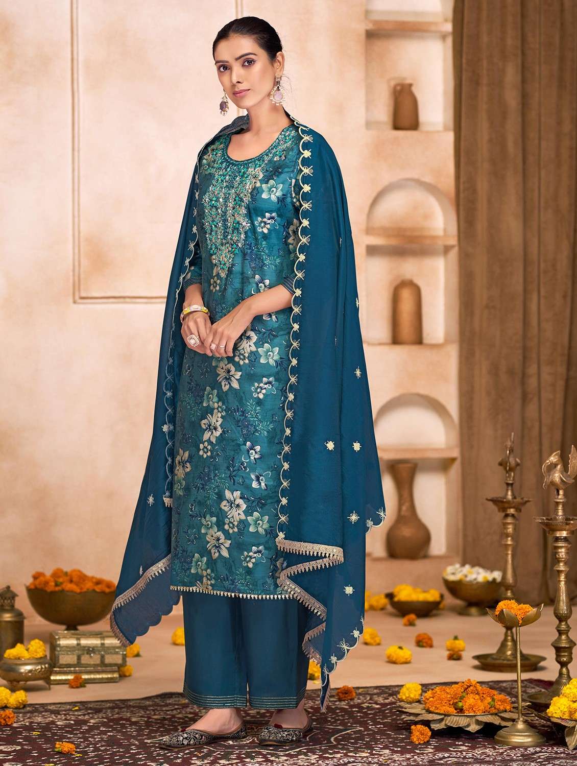 women floral three quarter sleeve kurta pant with dupatta set - 22054126 -  Standard Image - 1