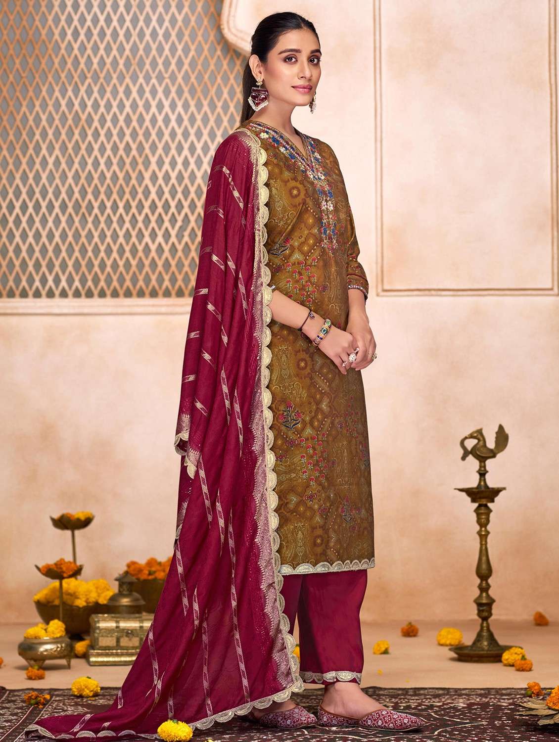 women printed three quarter sleeve kurta pant with dupatta set - 22054130 - Standard Image - 1