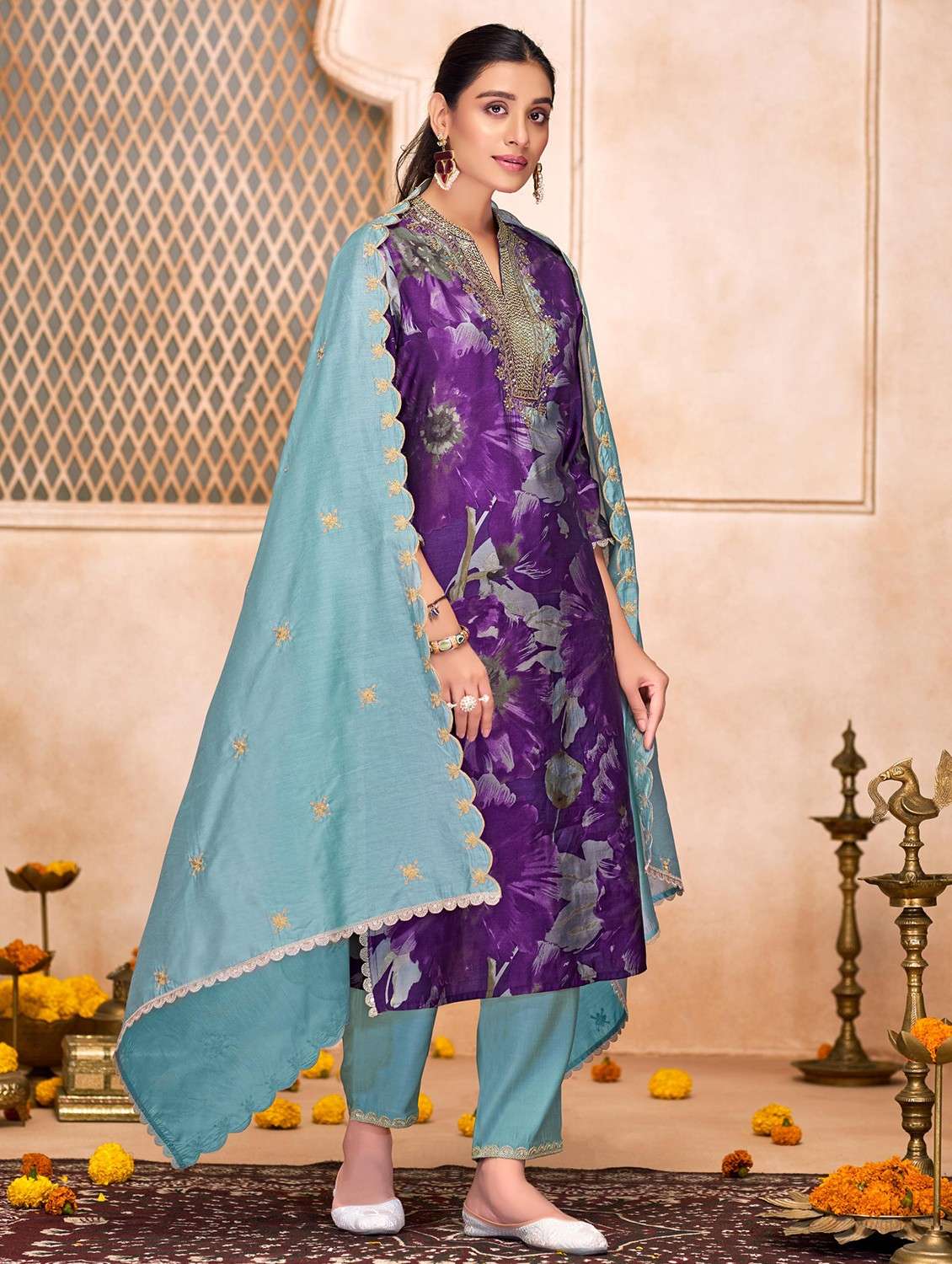 women floral three quarter sleeve kurta pant with dupatta set - 22054132 -  Standard Image - 1