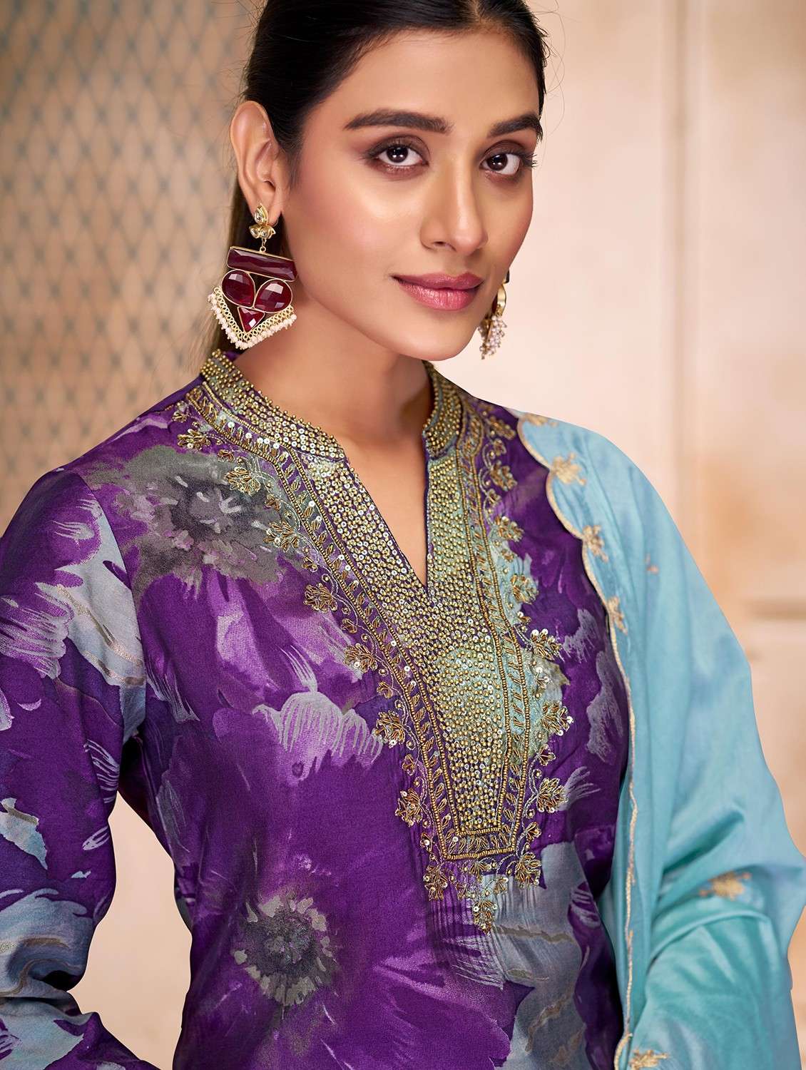 women floral three quarter sleeve kurta pant with dupatta set - 22054132 -  Standard Image - 4