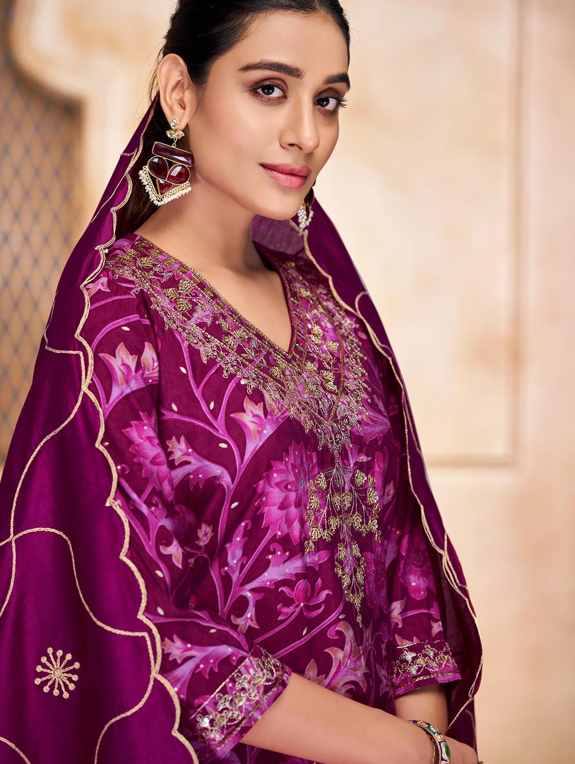 women three quarter sleeve kurta pant with dupatta set - 22054143 - Standard Image - 4