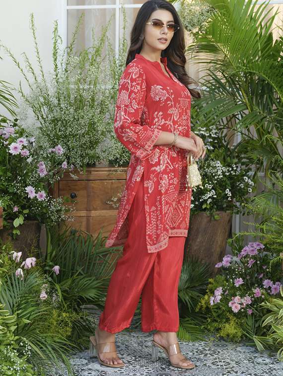 women three quarter sleeve regular fit ethnic co-ord set - 22055058 - Standard Image - 1