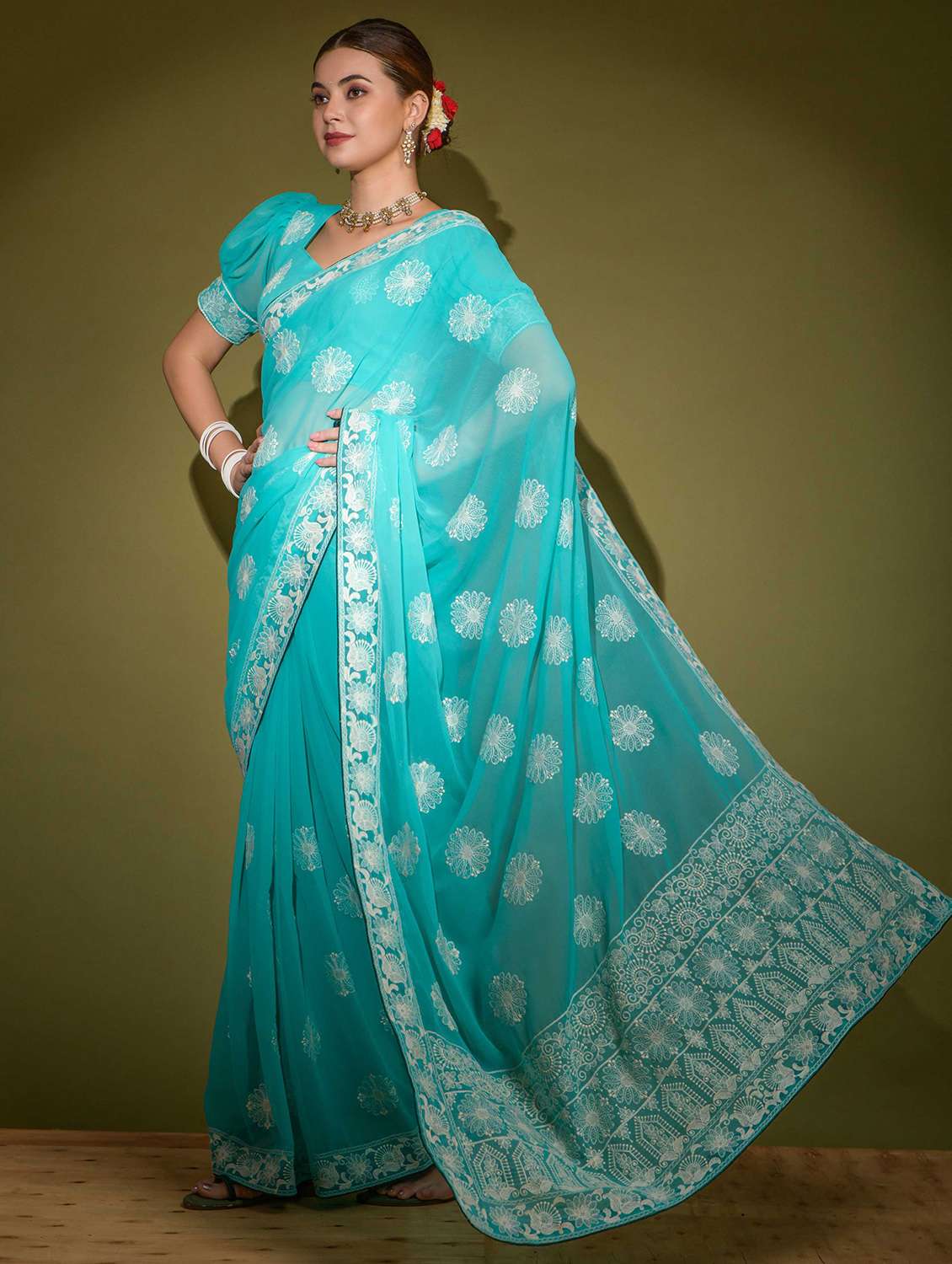women solid with work embroidered saree with blouse - 22055065 -  Standard Image - 1