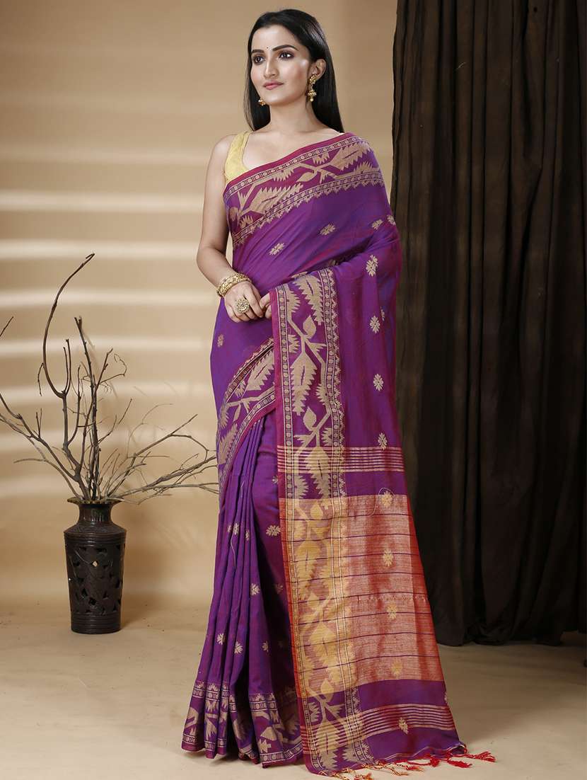 purple cotton handloom saree - 22055564 - Standard Image - 4