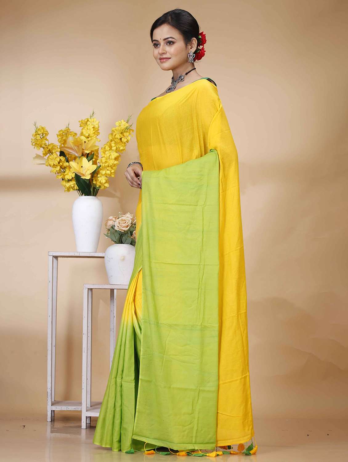 yellow cotton handloom saree - 22055839 - Standard Image - 1