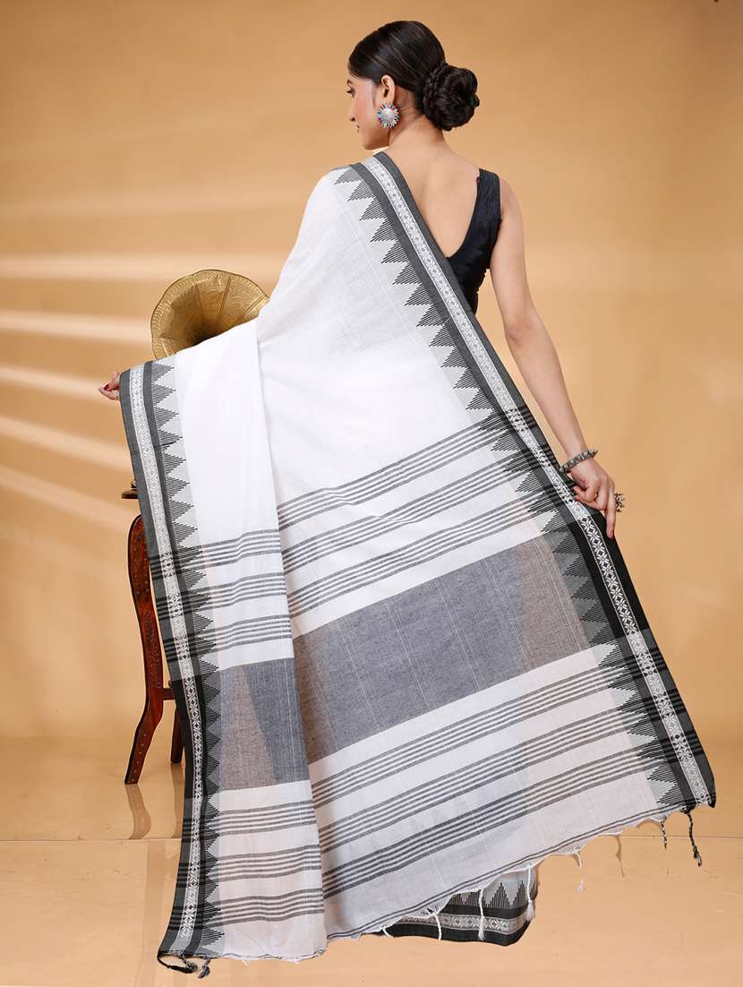 white cotton handloom saree - 22056344 - Standard Image - 4