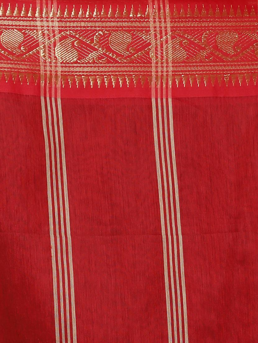red cotton blend handloom saree - 22056494 - Standard Image - 4