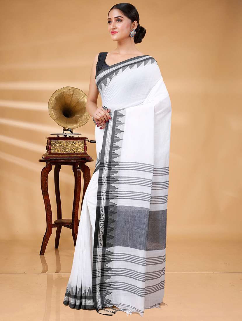 navy blue cotton handloom saree - 22056667 - Standard Image - 1