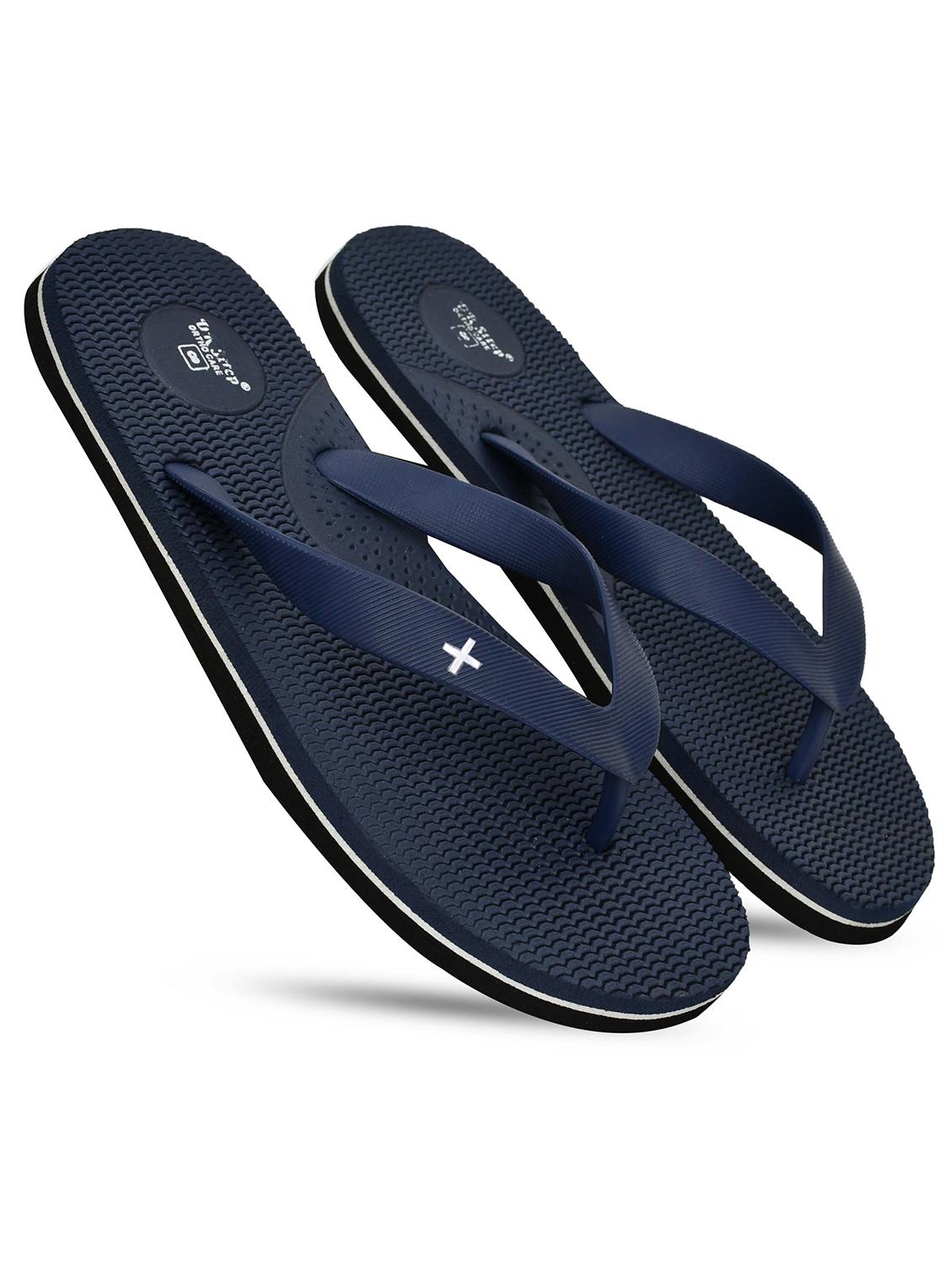 men grey solid flip flop - 22056927 - Standard Image - 4