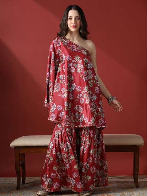 red coord set - 22056944 -  Standard Image - 0