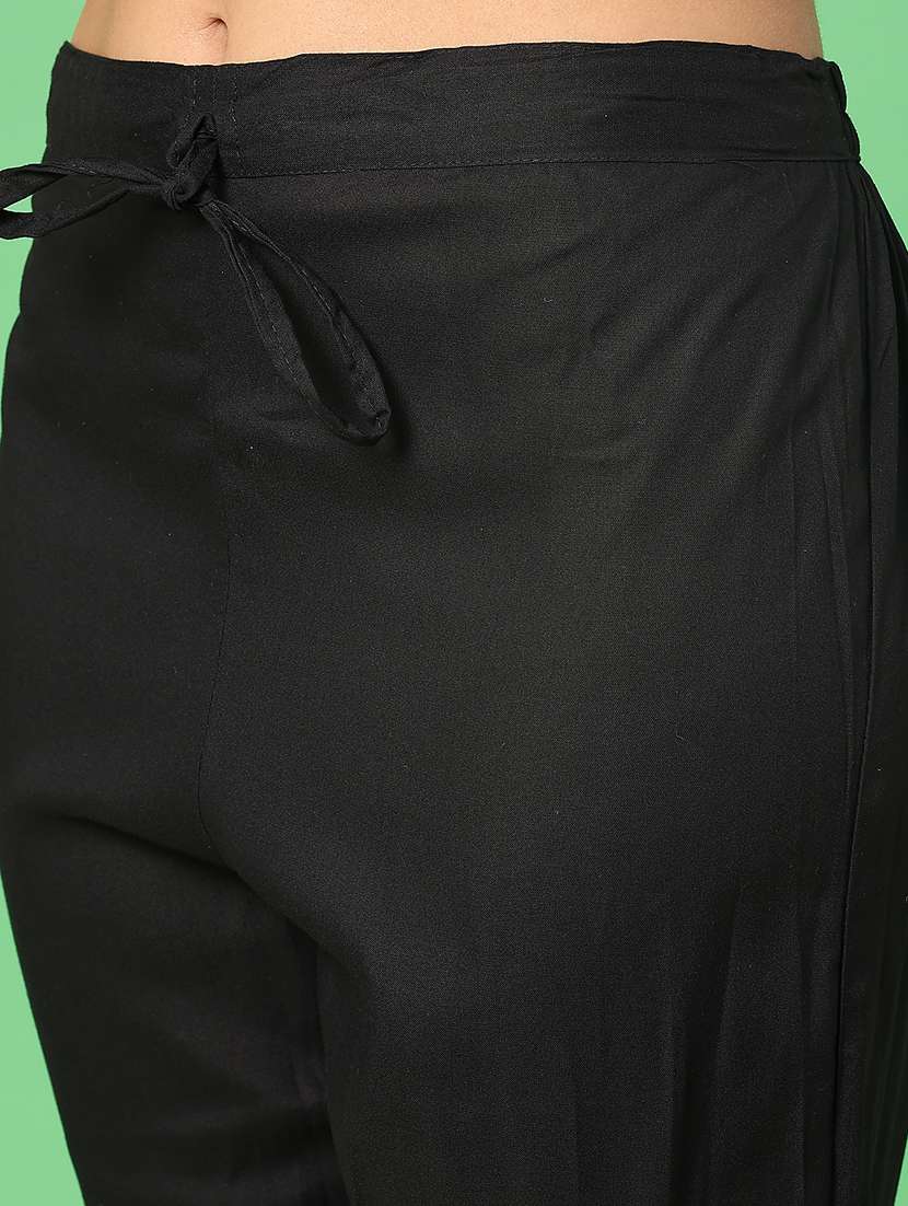 women floral three quarter sleeve kurta pant with dupatta set - 22057023 -  Standard Image - 4