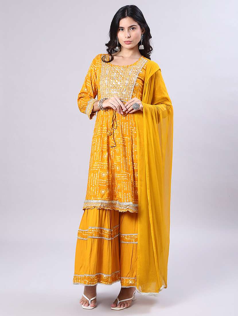women three quarter sleeve kurta and sharara with dupatta  - 22057596 -  Standard Image - 1