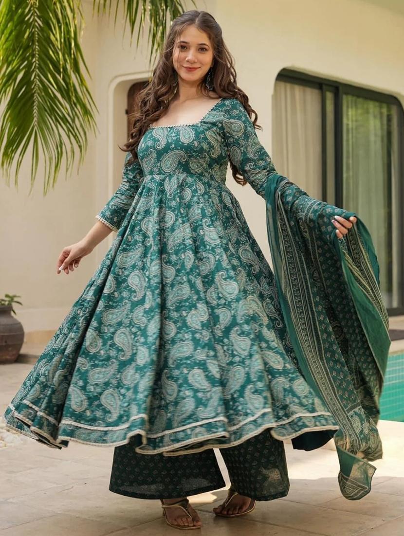 women three quarter sleeve kurta palazzo with dupatta set - 22057667 - Standard Image - 1