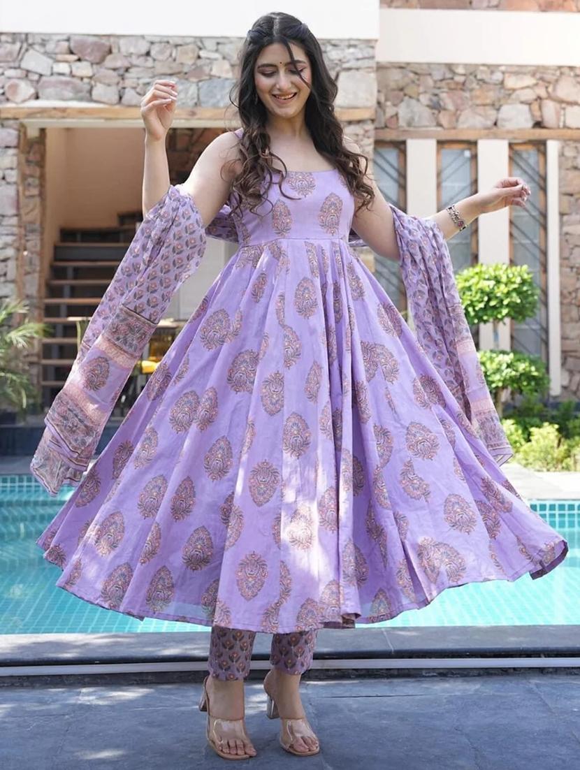 women printed sleeveless kurta pant with dupatta set - 22057670 - Standard Image - 1