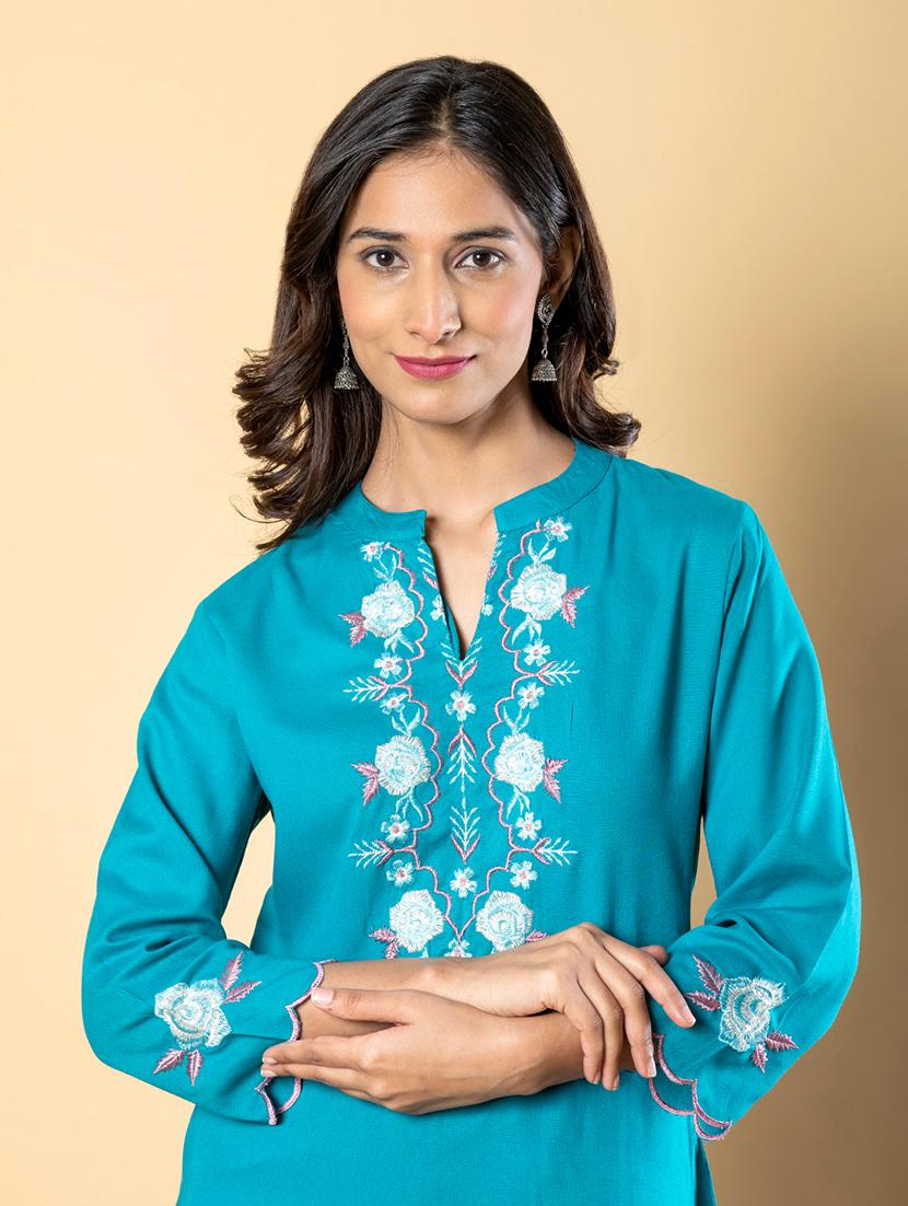women three quarter sleeve straight kurta - 22057840 - Standard Image - 1