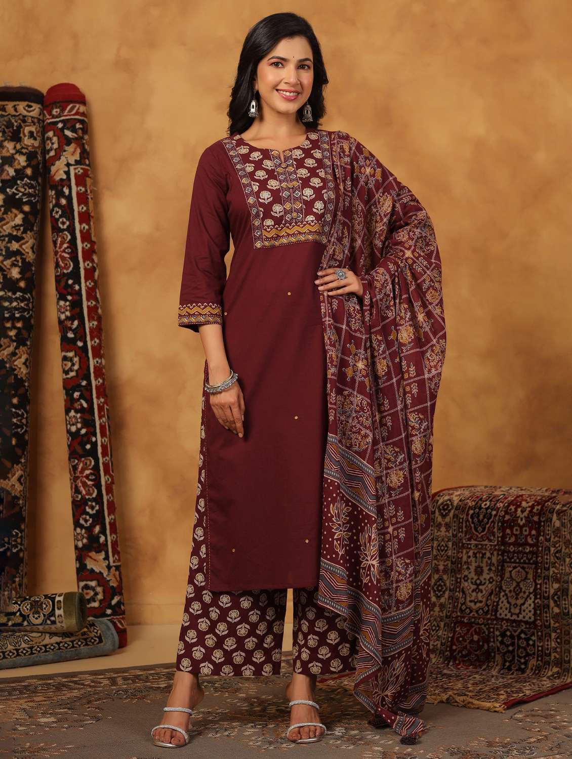 women printed three quarter sleeve kurta palazzo with dupatta set