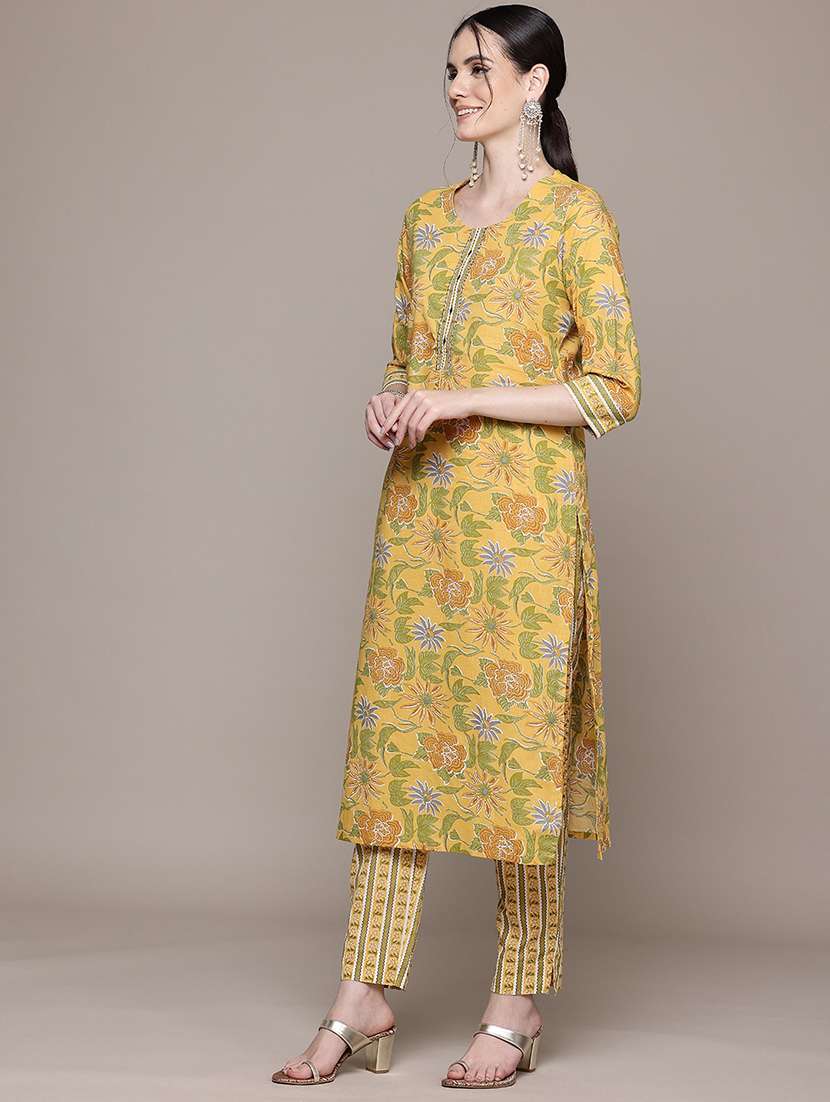 women three quarter sleeve kurta pant with dupatta set - 22057941 -  Standard Image - 1