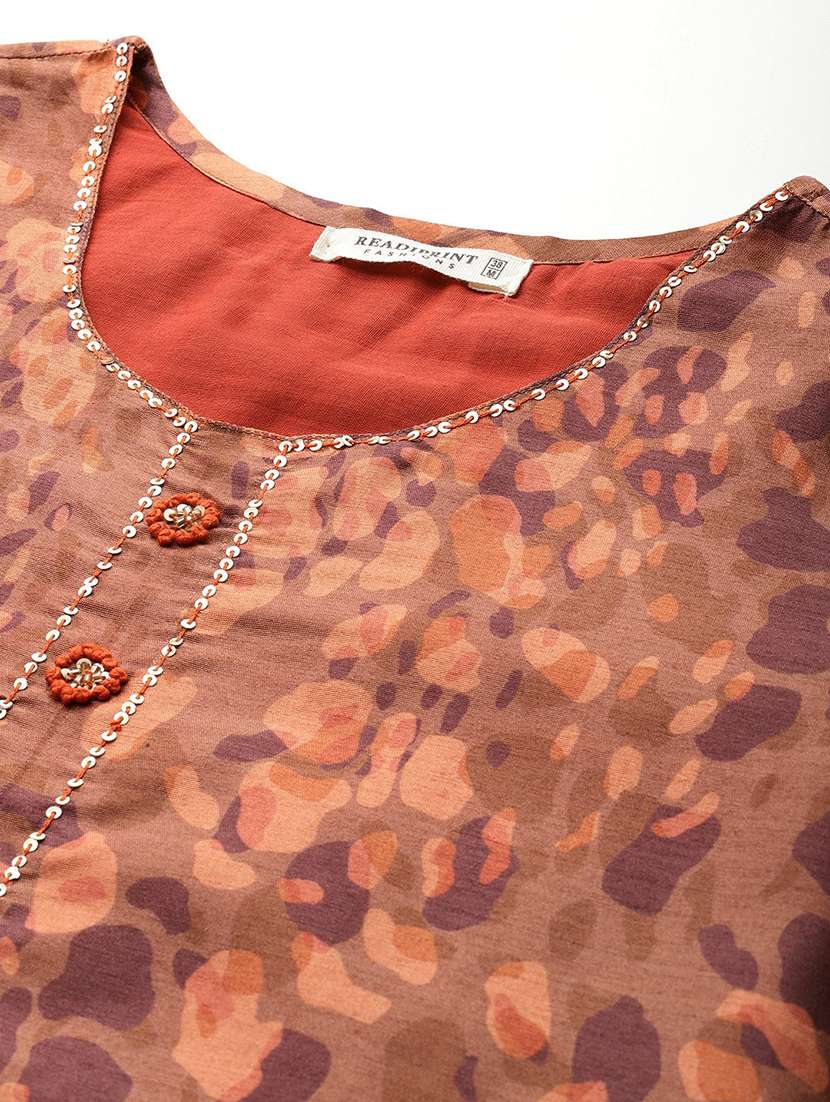 women three quarter sleeve kurta pant with dupatta set - 22057987 -  Standard Image - 4