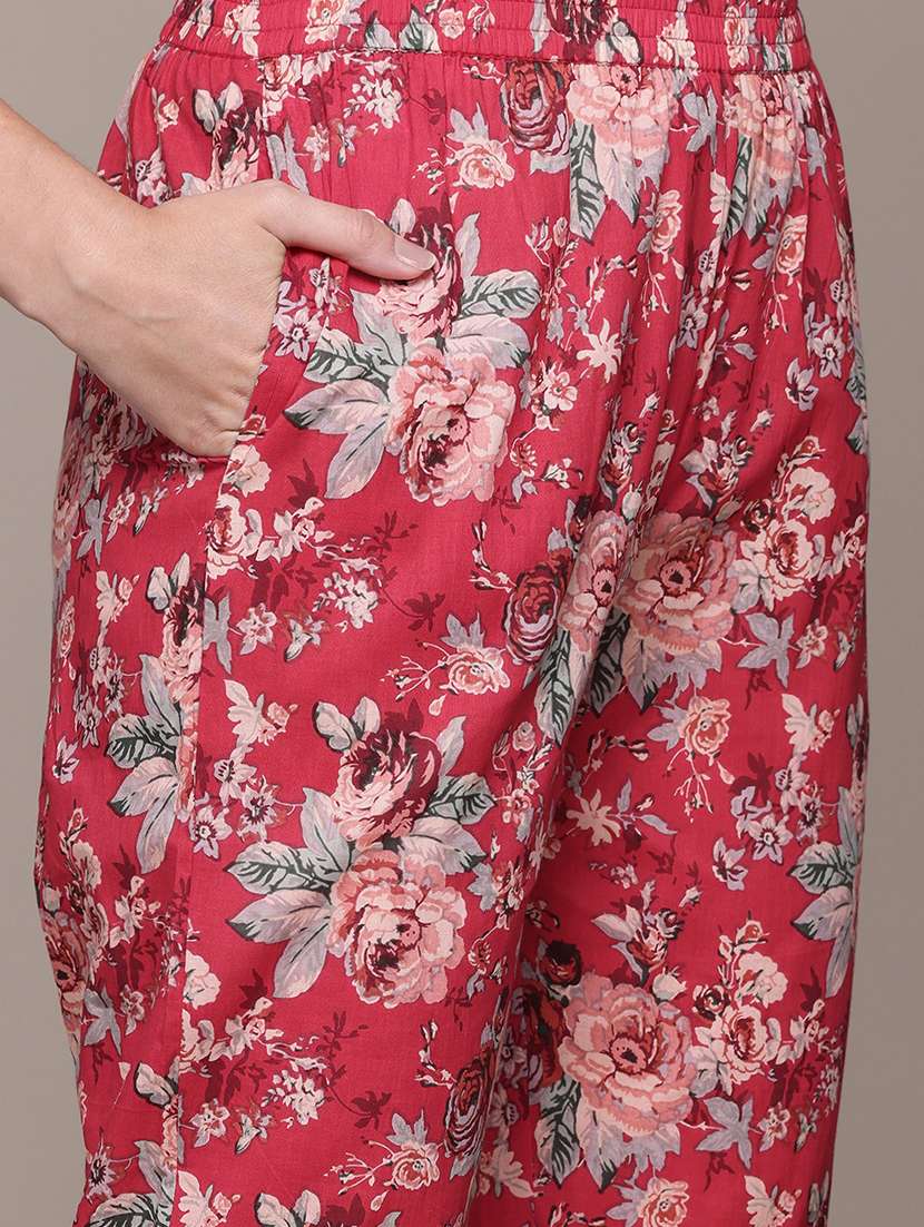 women three quarter sleeve kurta and pant set - 22058044 - Standard Image - 4