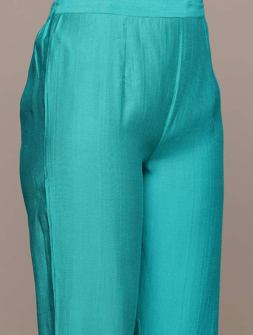 turquoise viscose suit  set - 22058127 -  Standard Image - 4