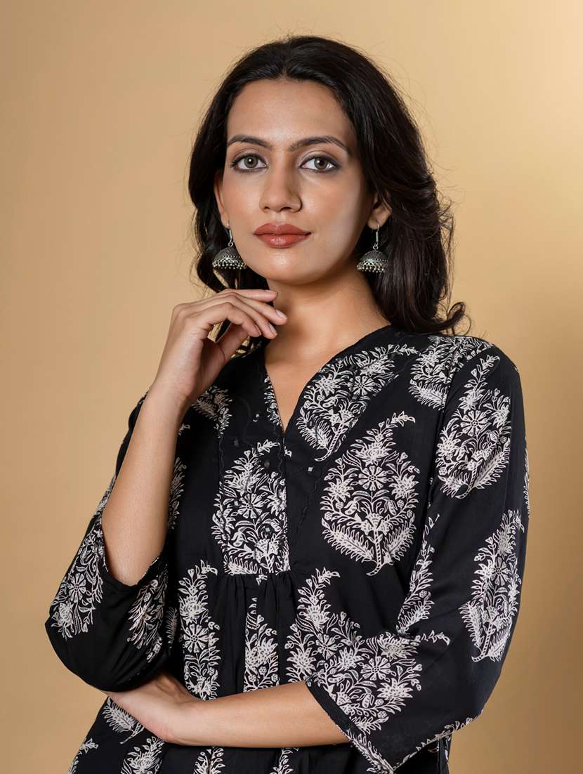 black cotton kurta palazzo  set - 22058174 -  Standard Image - 4