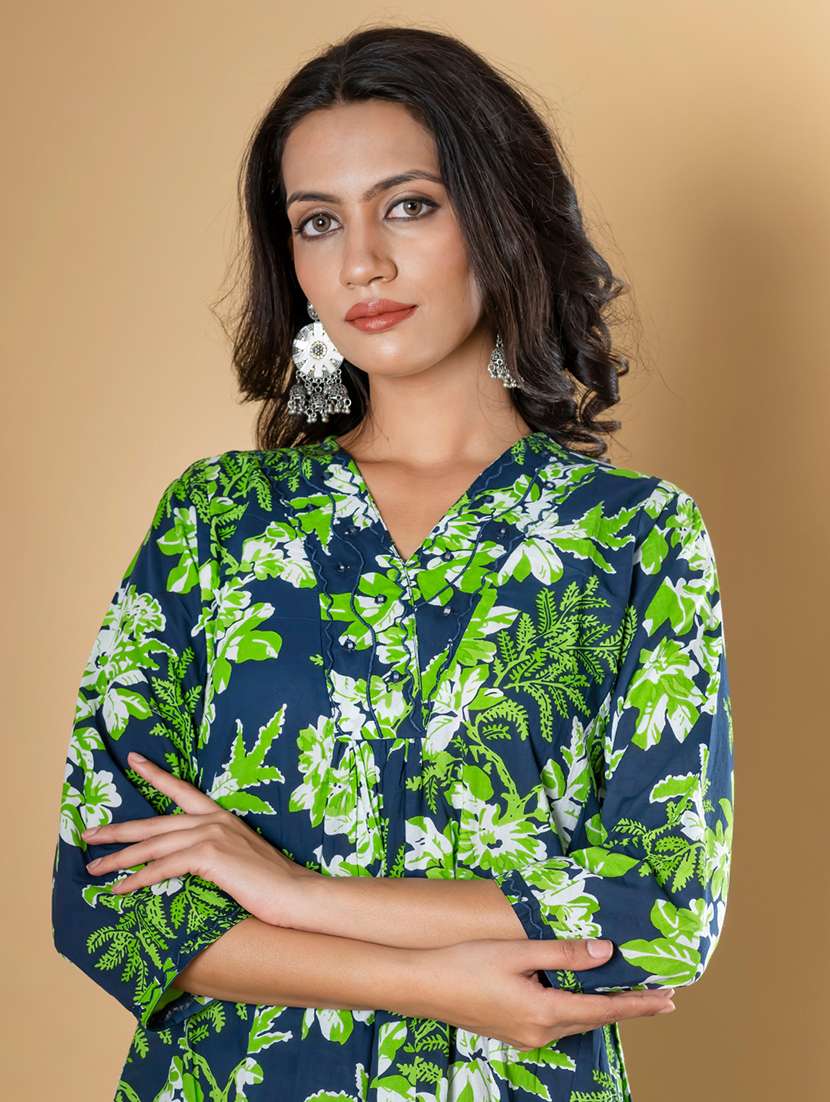 green cotton kurta palazzo  set - 22058175 -  Standard Image - 4